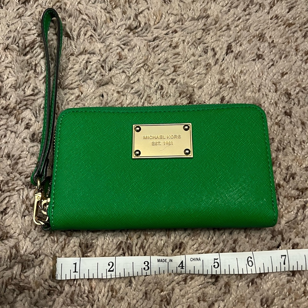 Michael Kors Wristlet